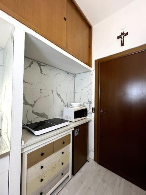 Daisy - Tiburtina Loft In Wifi Ferienhaus